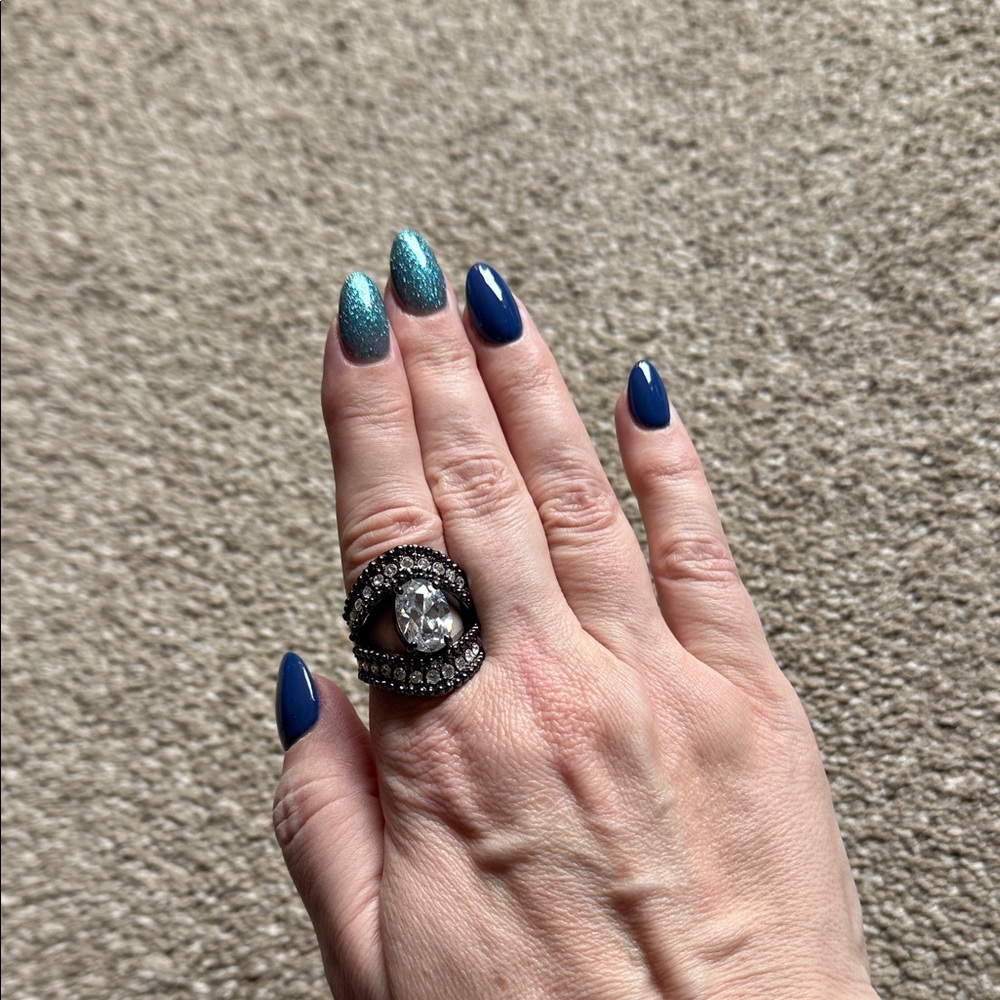 Stunning Black and Silver Crystal Ring